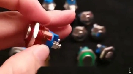 Interrupteur à bouton-poussoir de verrouillage marche-arrêt de haute qualité d'usine 10mm tête de ruban 1A 250VAC interrupteur à bouton-poussoir en plastique